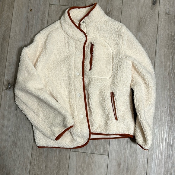 Universal Thread Sherpa Button Up - Picture 1 of 3